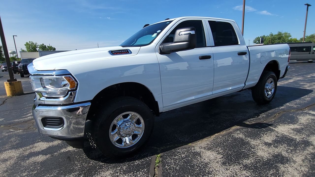2024 Ram 2500 Tradesman photo 4