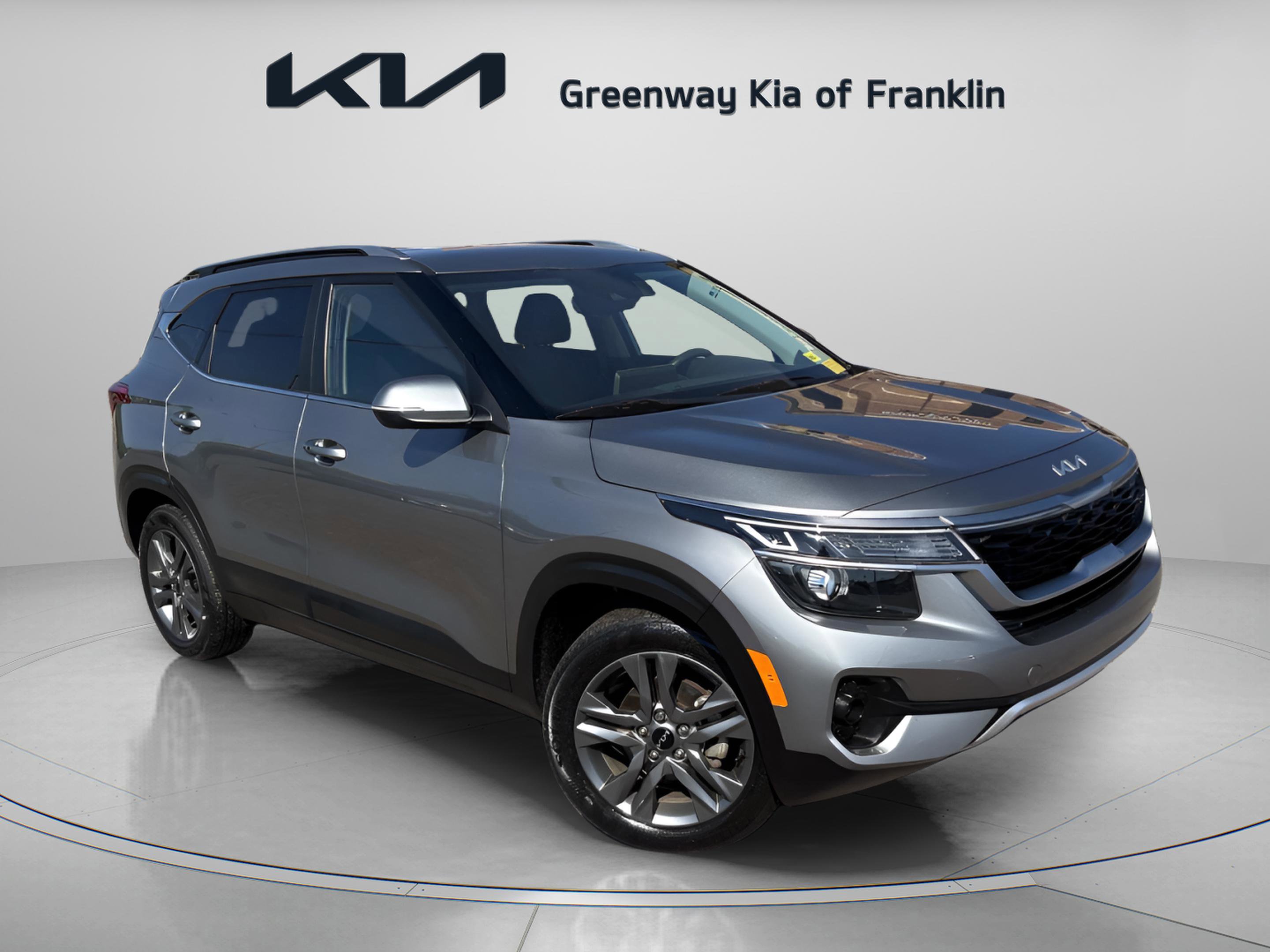 2023 Kia Seltos S's photo