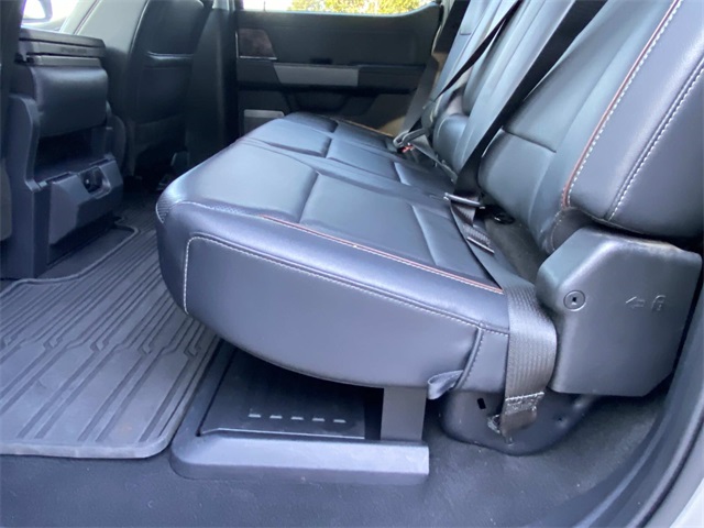 2023 Ford F-250 Lariat photo 15