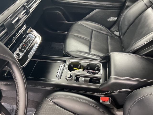 2023 Lincoln Corsair Standard photo 14