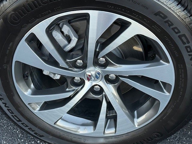 2023 Buick Envision Essence photo 10