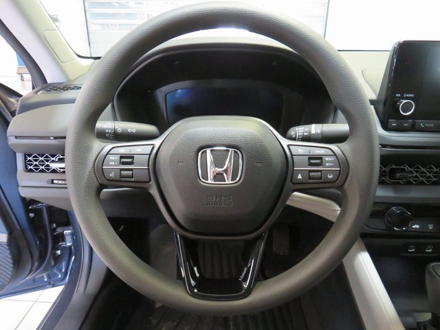 2025 Honda Accord LX photo 9