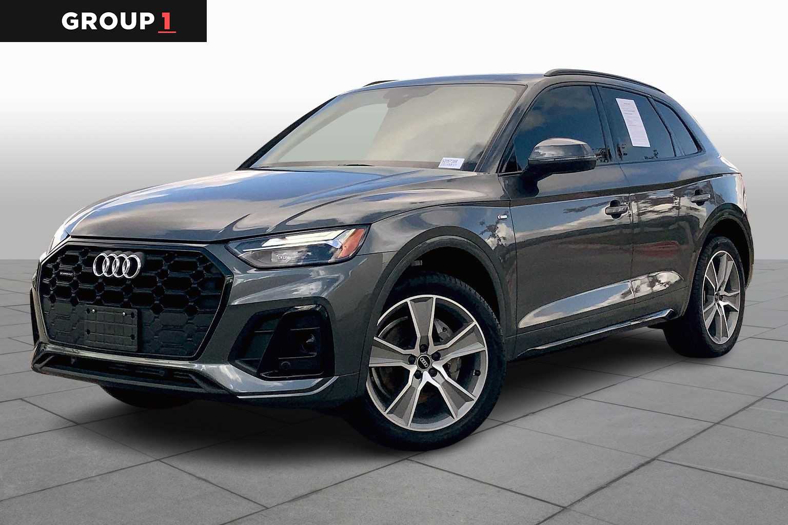 2025 Audi Q5 Premium's photo