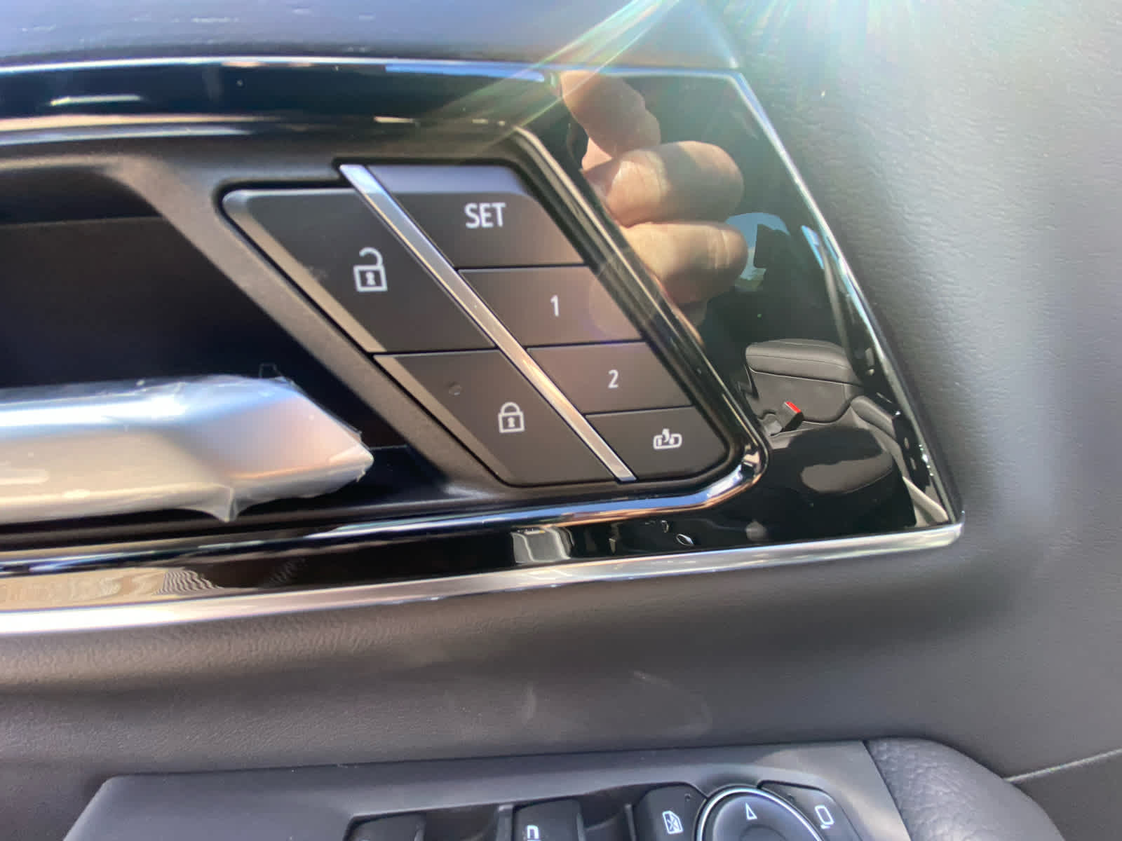 2025 Gmc Yukon Denali photo 11