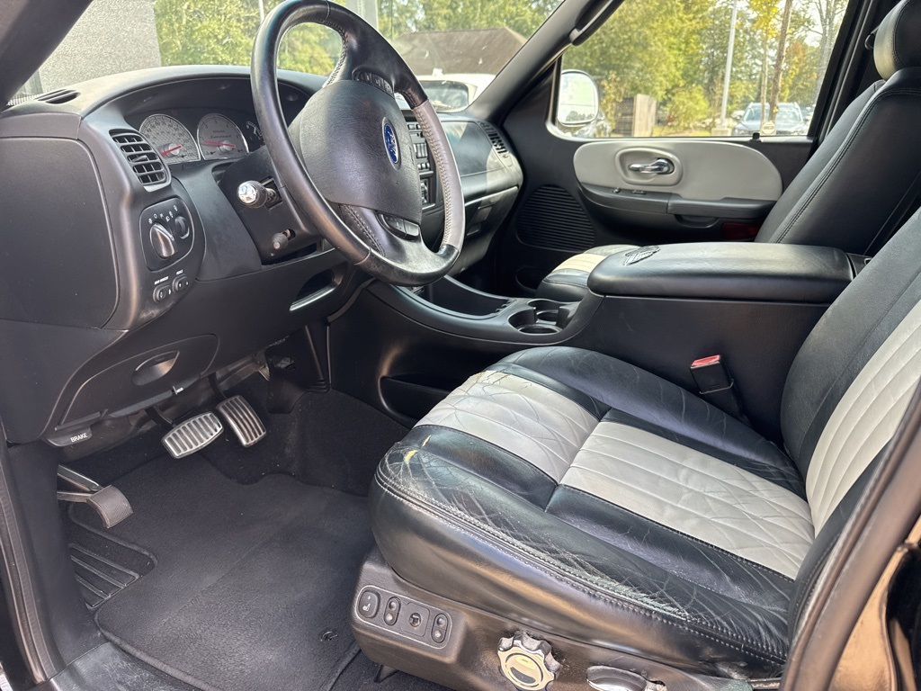 2003 Ford F-150 Harley-Davidson photo 4