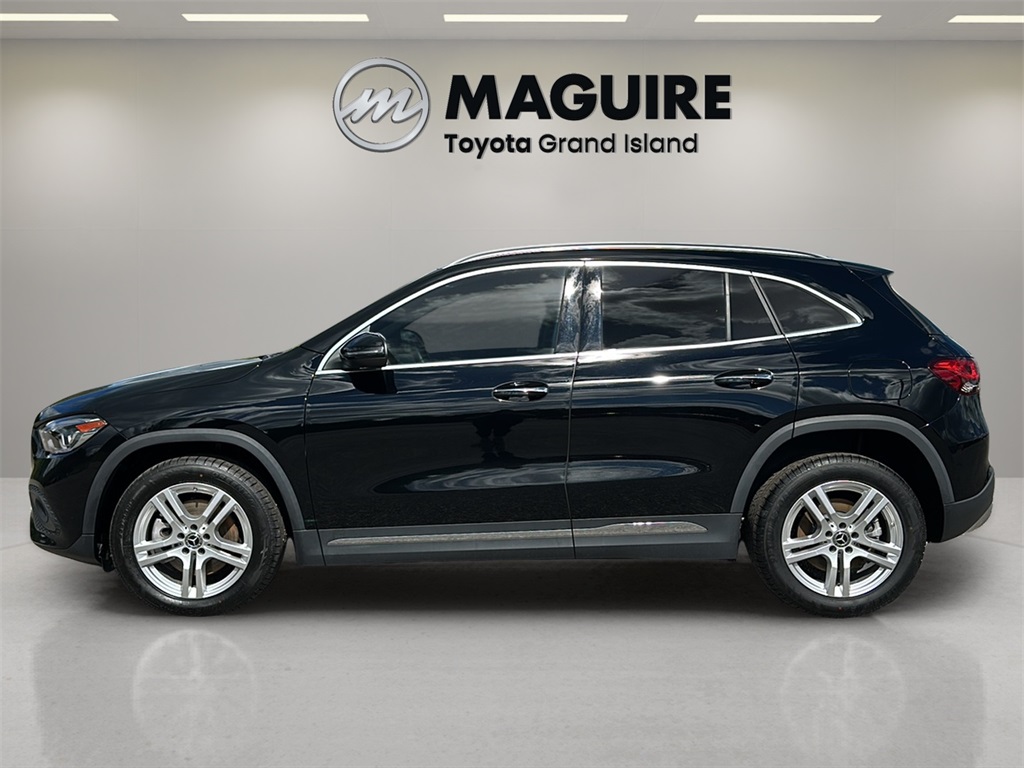 2022 Mercedes Benz GLA 250 4MATIC photo 2