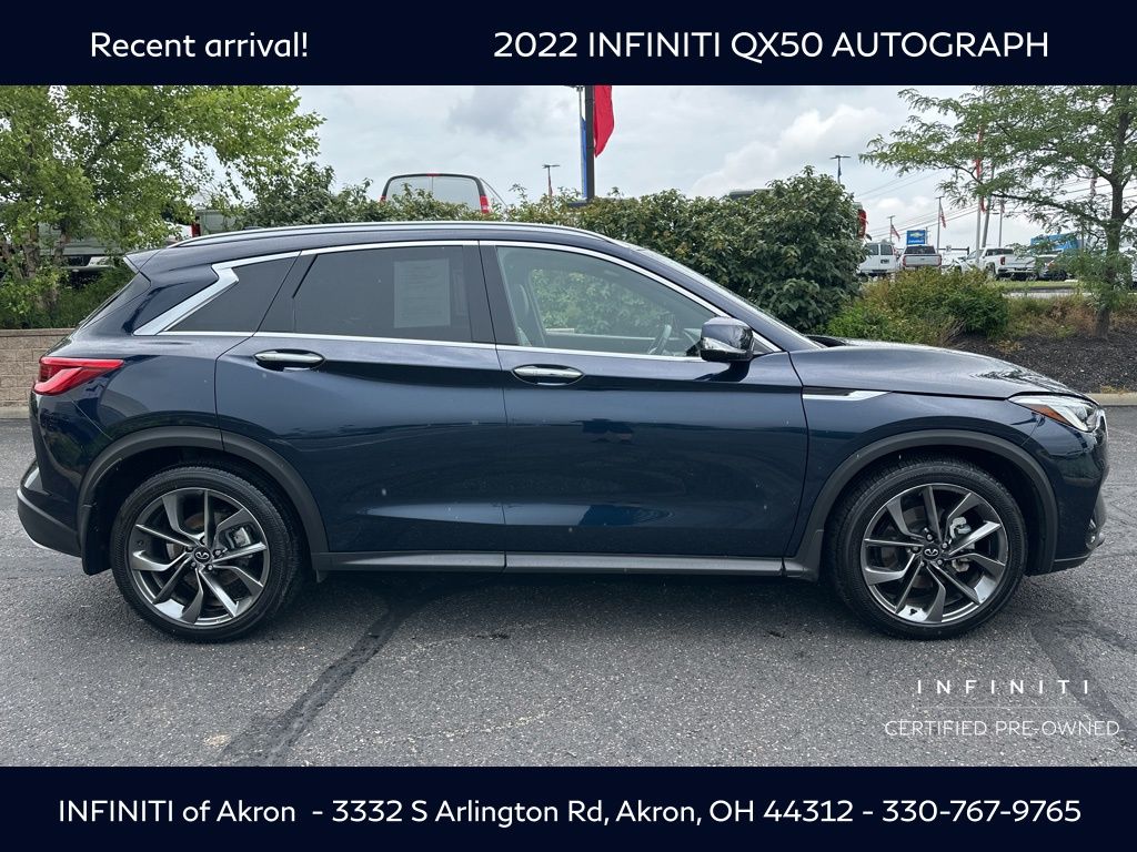 2022 Infiniti QX50 Autograph photo 16