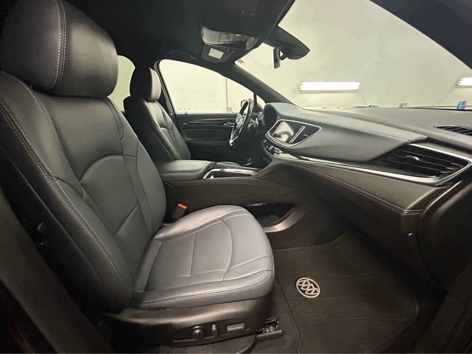 2023 Buick Enclave Essence photo 16