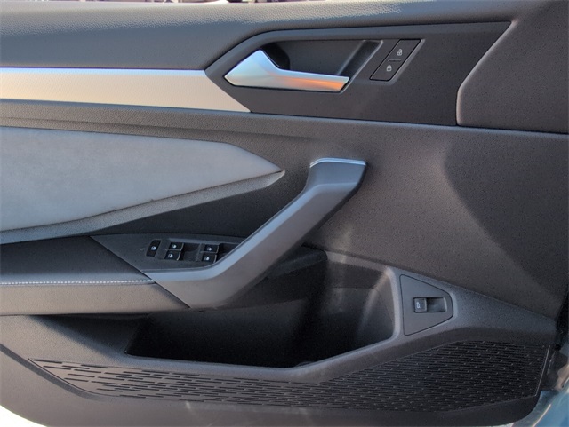 2025 Volkswagen Jetta 1.5T SE photo 8