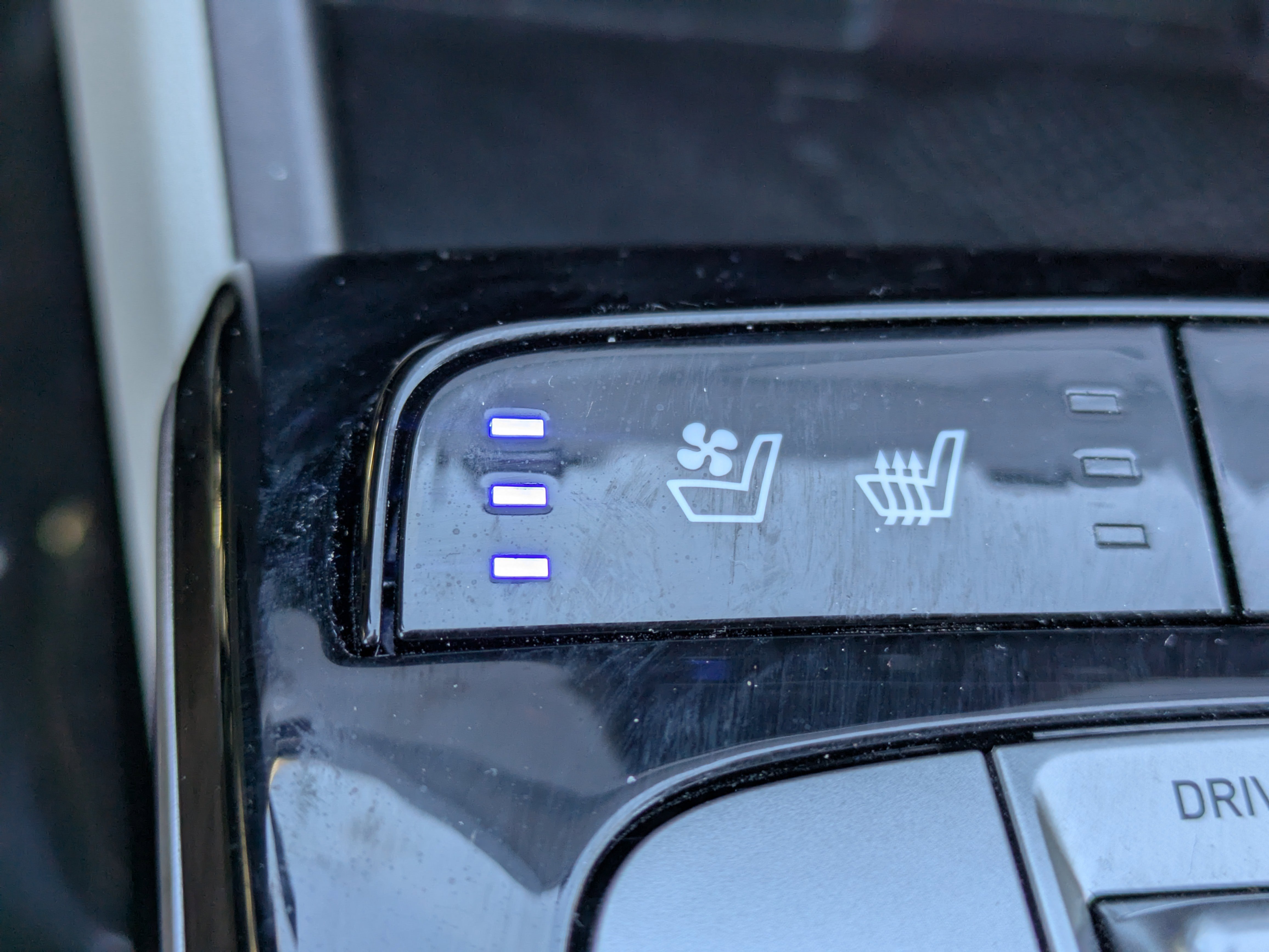 2023 Hyundai Tucson Limited photo 3