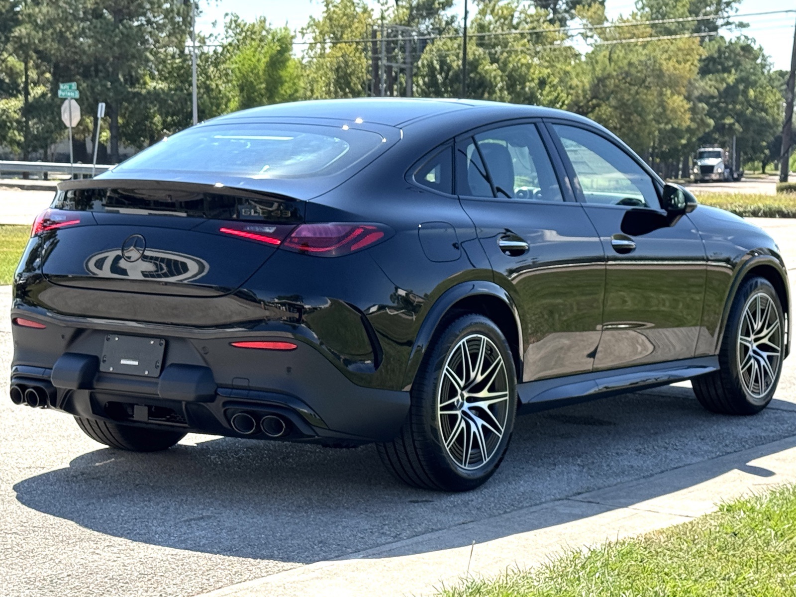2026 Mercedes Benz GLC AMG 43 4MATIC Coupe photo 3