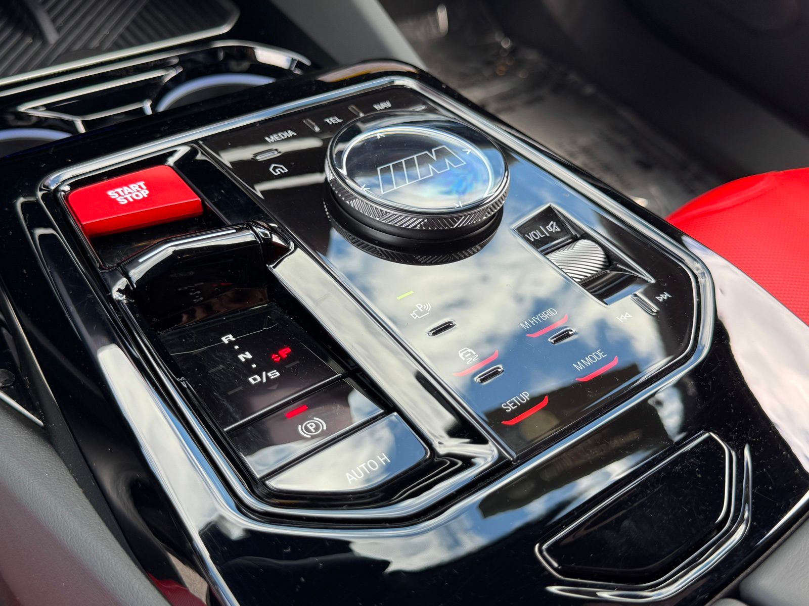 2025 Bmw M5 5 photo 25