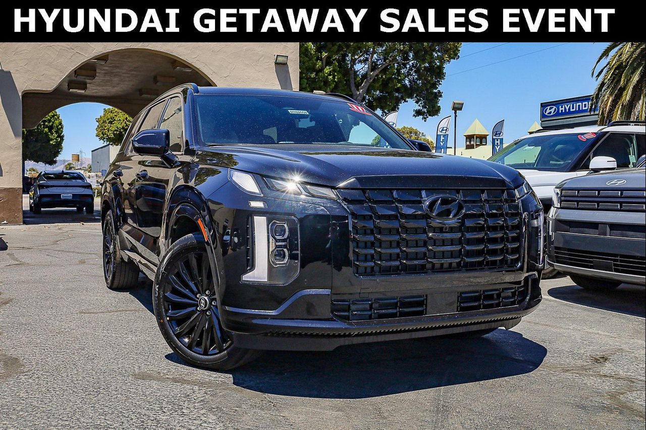 2025 Hyundai Palisade Calligraphy Night Edition's photo