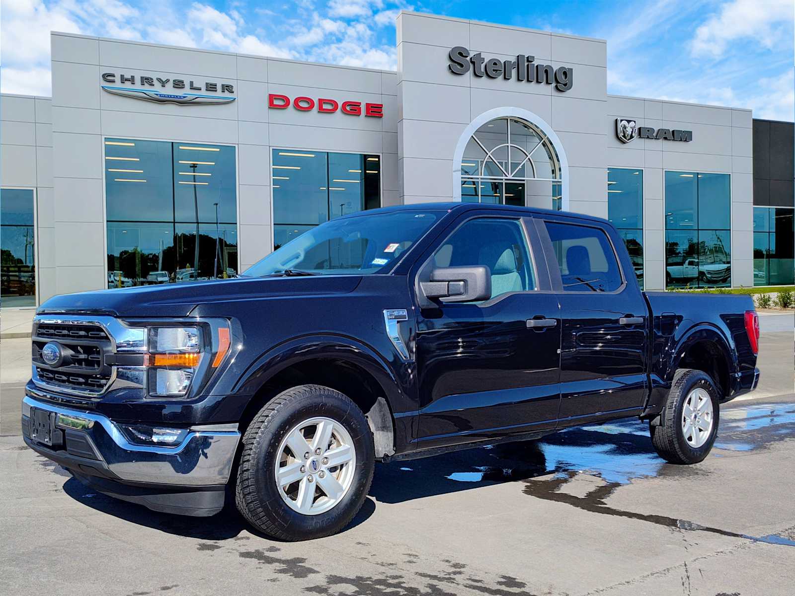 2023 Ford F-150 XLT's photo