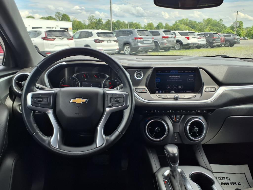 2020 Chevrolet Blazer 2LT photo 24