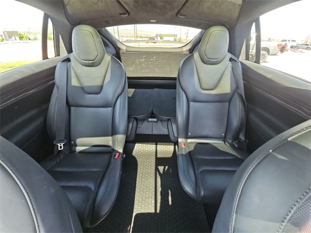 2022 Tesla Model X Plaid photo 14