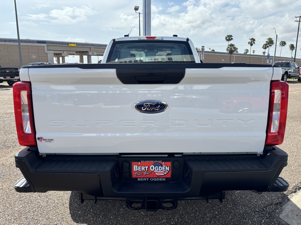 2026 Ford F-350 XL photo 6
