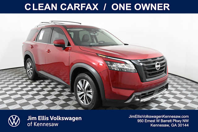 2023 Nissan Pathfinder SL