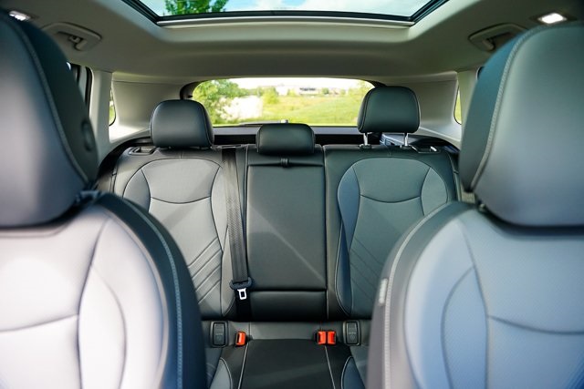 2025 Volkswagen Tiguan SE photo 35