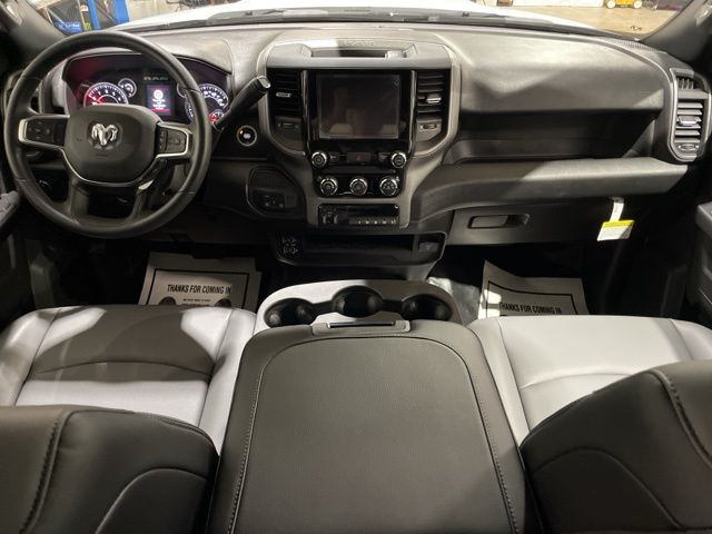 2025 Ram 2500 Tradesman photo 2