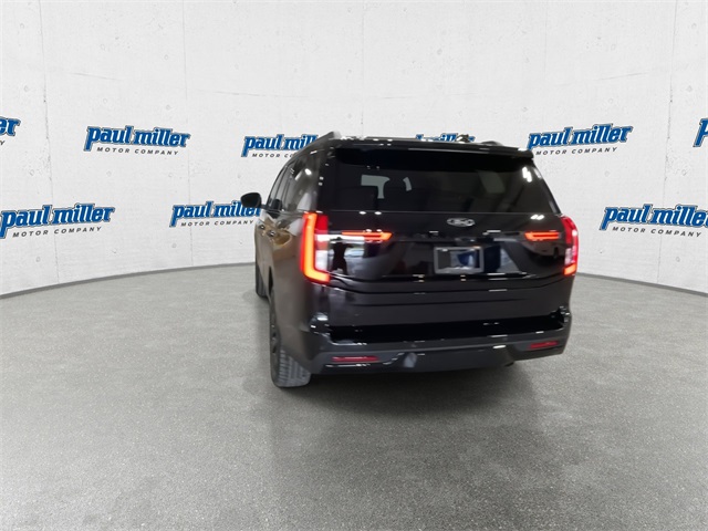 2025 Ford Expedition Platinum photo 8