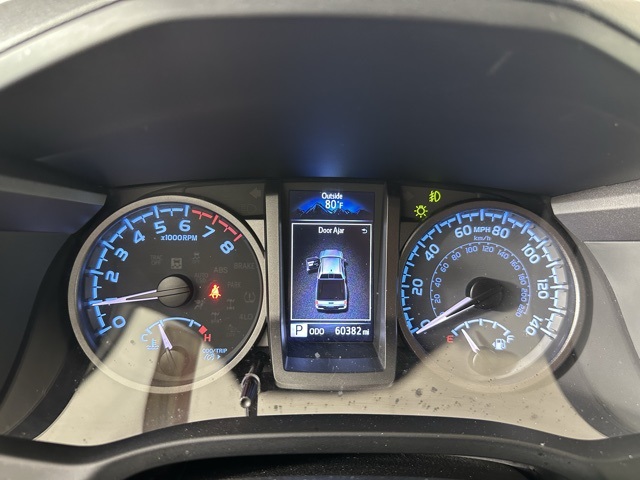 2022 Toyota Tacoma TRD Off-Road photo 16