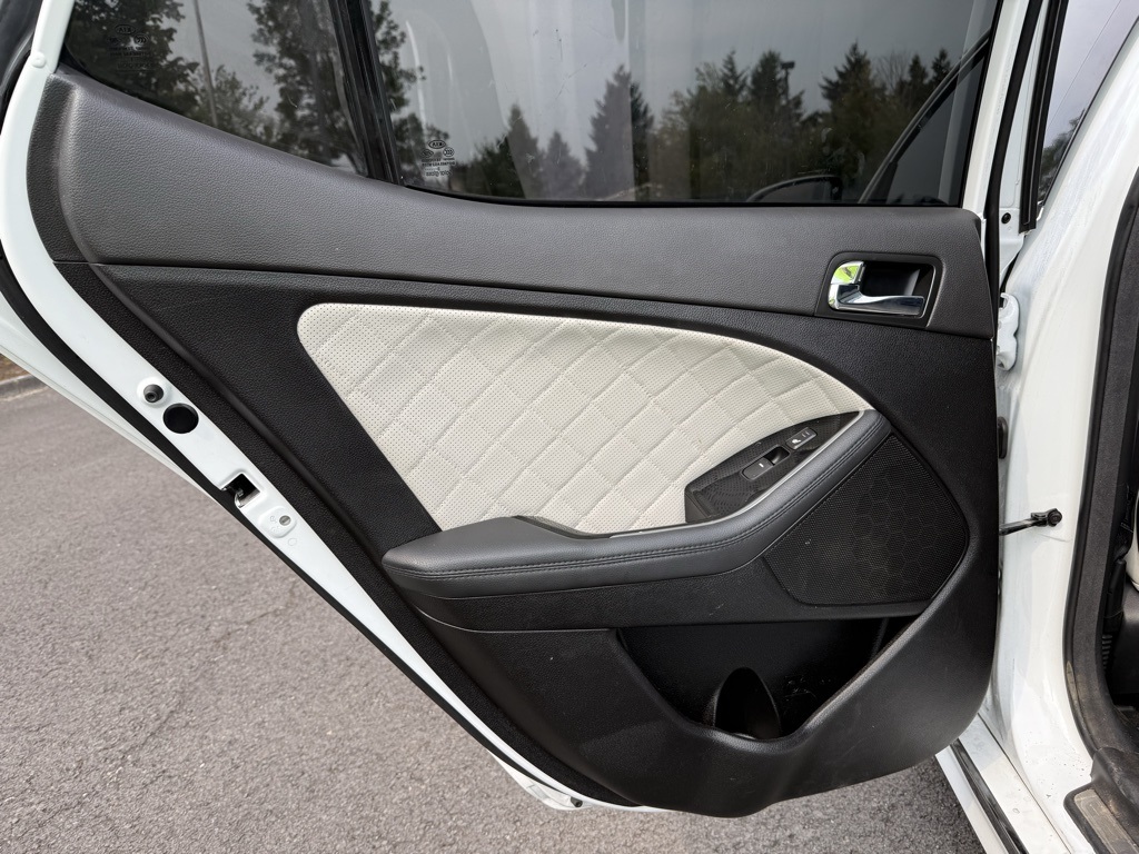 2014 Kia Optima Turbo photo 18