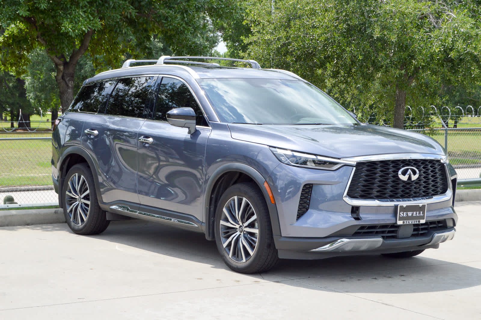 2022 Infiniti QX60 Sensory photo 3