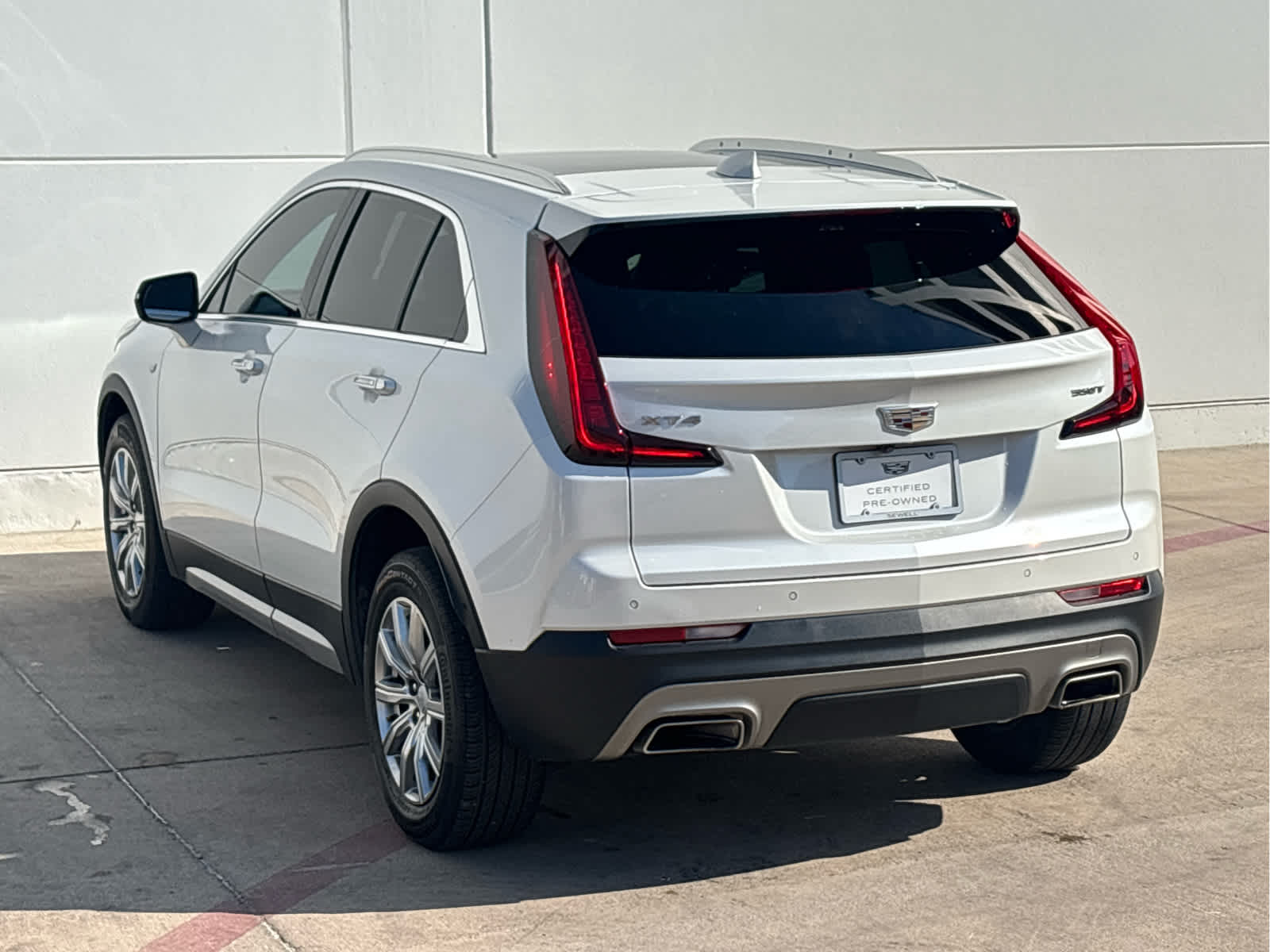 2023 Cadillac XT4 Premium Luxury photo 5