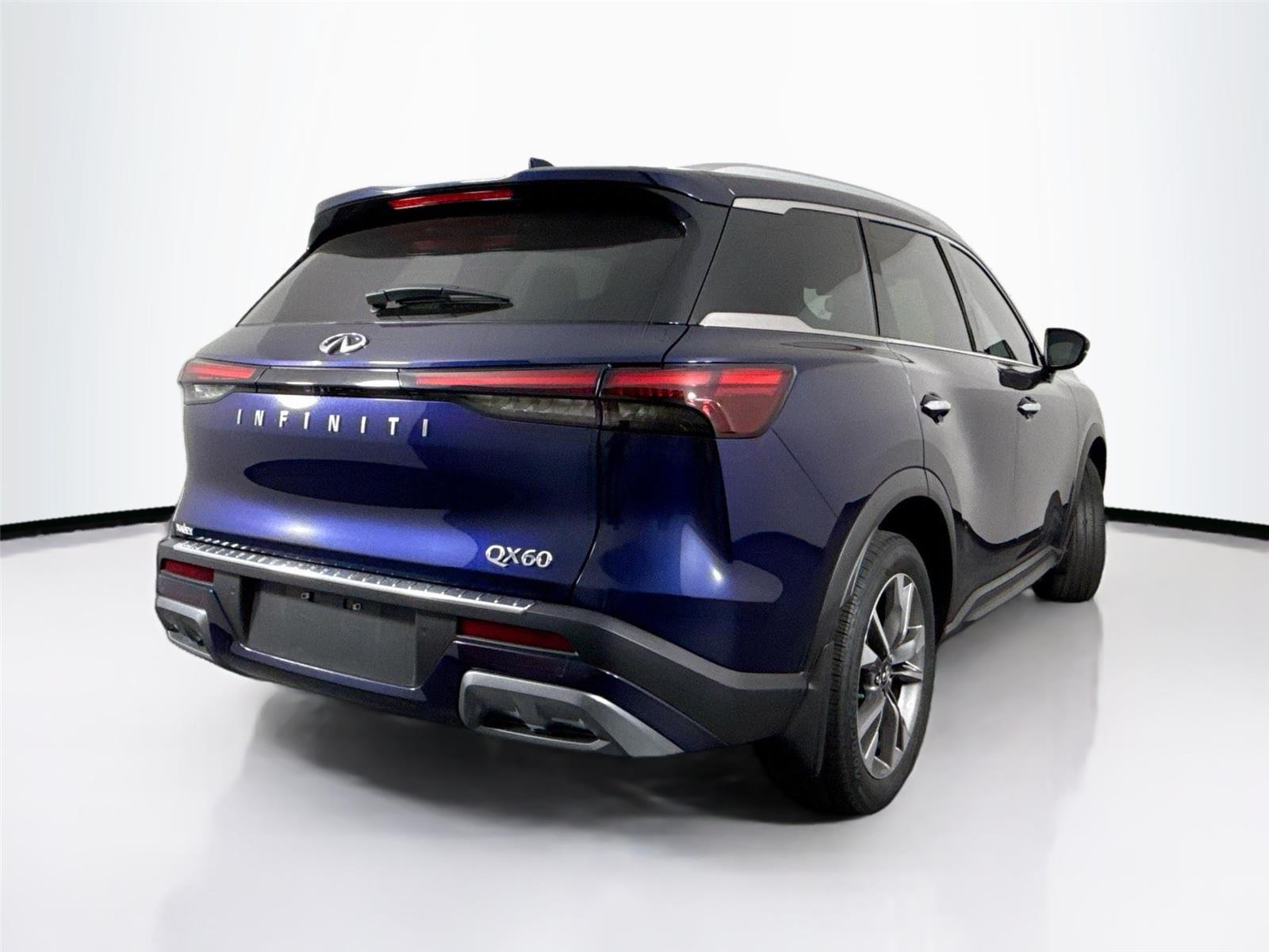 2022 Infiniti QX60 Luxe photo 6