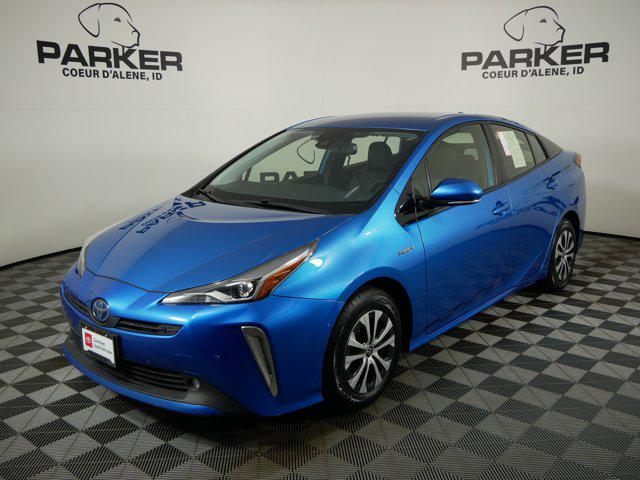 2019 Toyota Prius XLE's photo