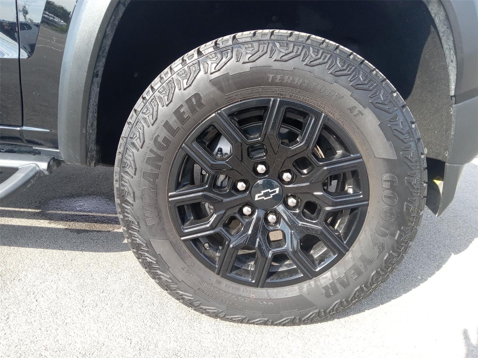 2024 Chevrolet Colorado Trail Boss photo 19