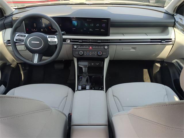 2025 Hyundai Tucson SE photo 15