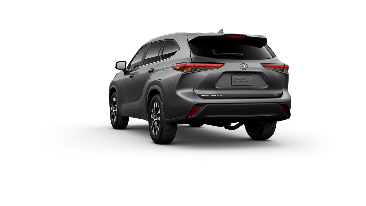 2025 Toyota Highlander XLE photo 7