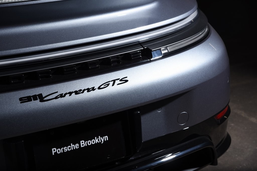 2026 Porsche 911 Coupe GTS photo 23