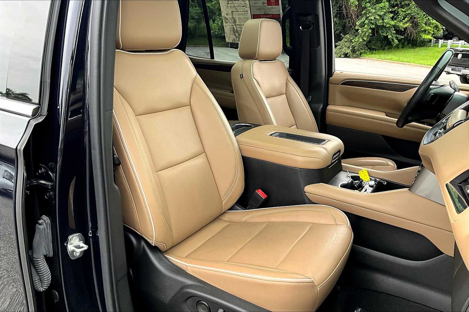 2021 Chevrolet Tahoe Premier photo 8