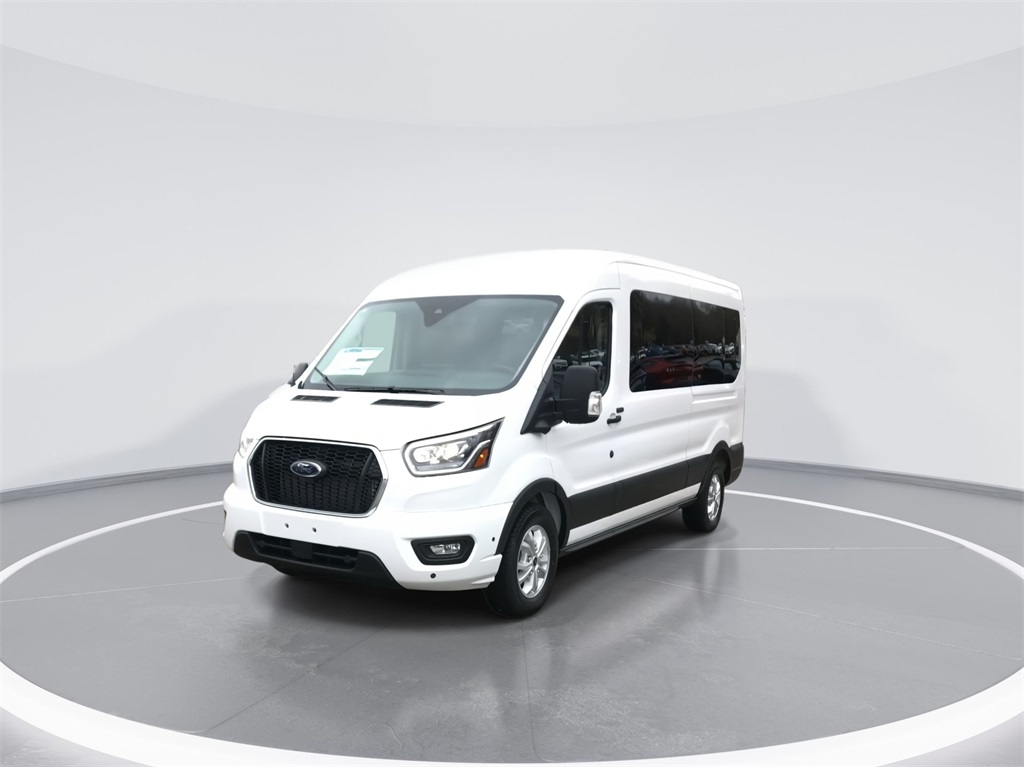 2024 Ford Transit Passenger Van XLT photo 4