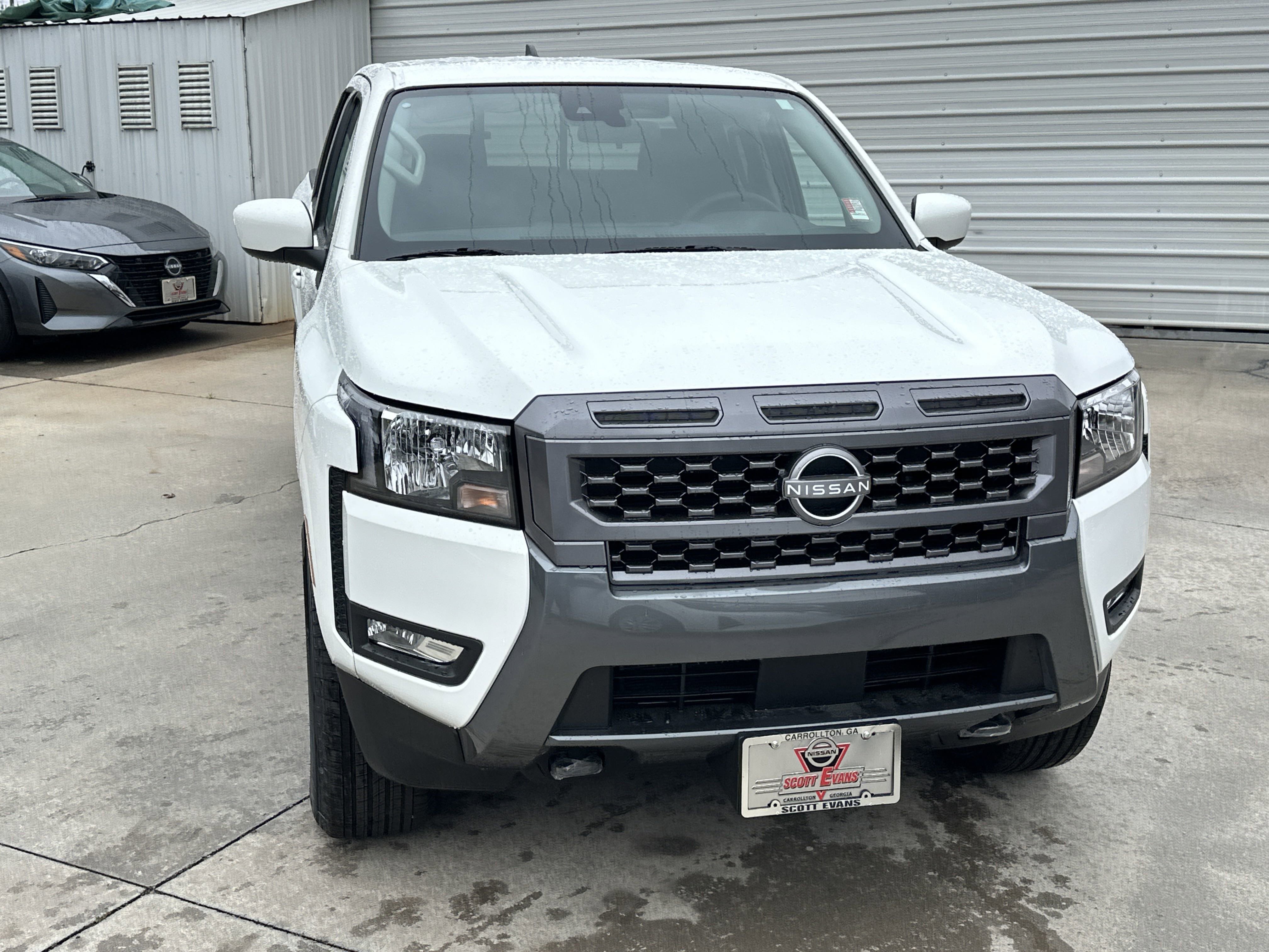 2025 Nissan Frontier SV photo 2