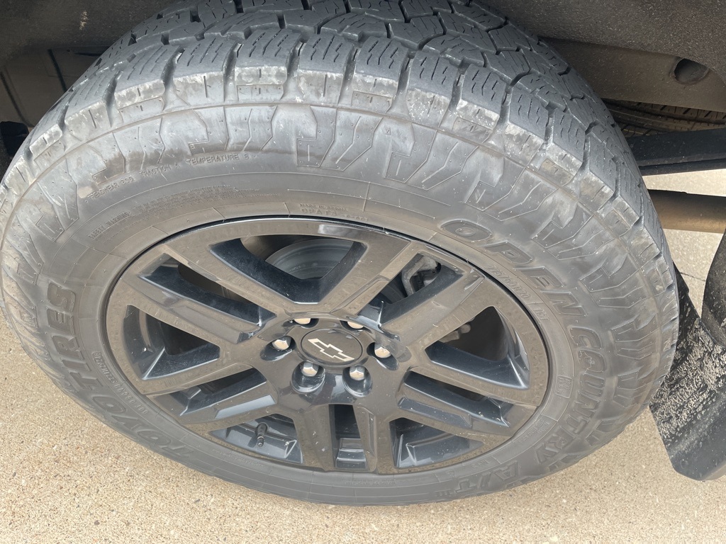 2023 Chevrolet Silverado 1500 RST photo 11