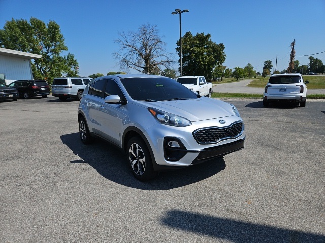 2020 Kia Sportage LX photo 2