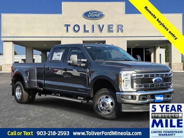 2026 Ford F-350 Super Duty XLT's photo