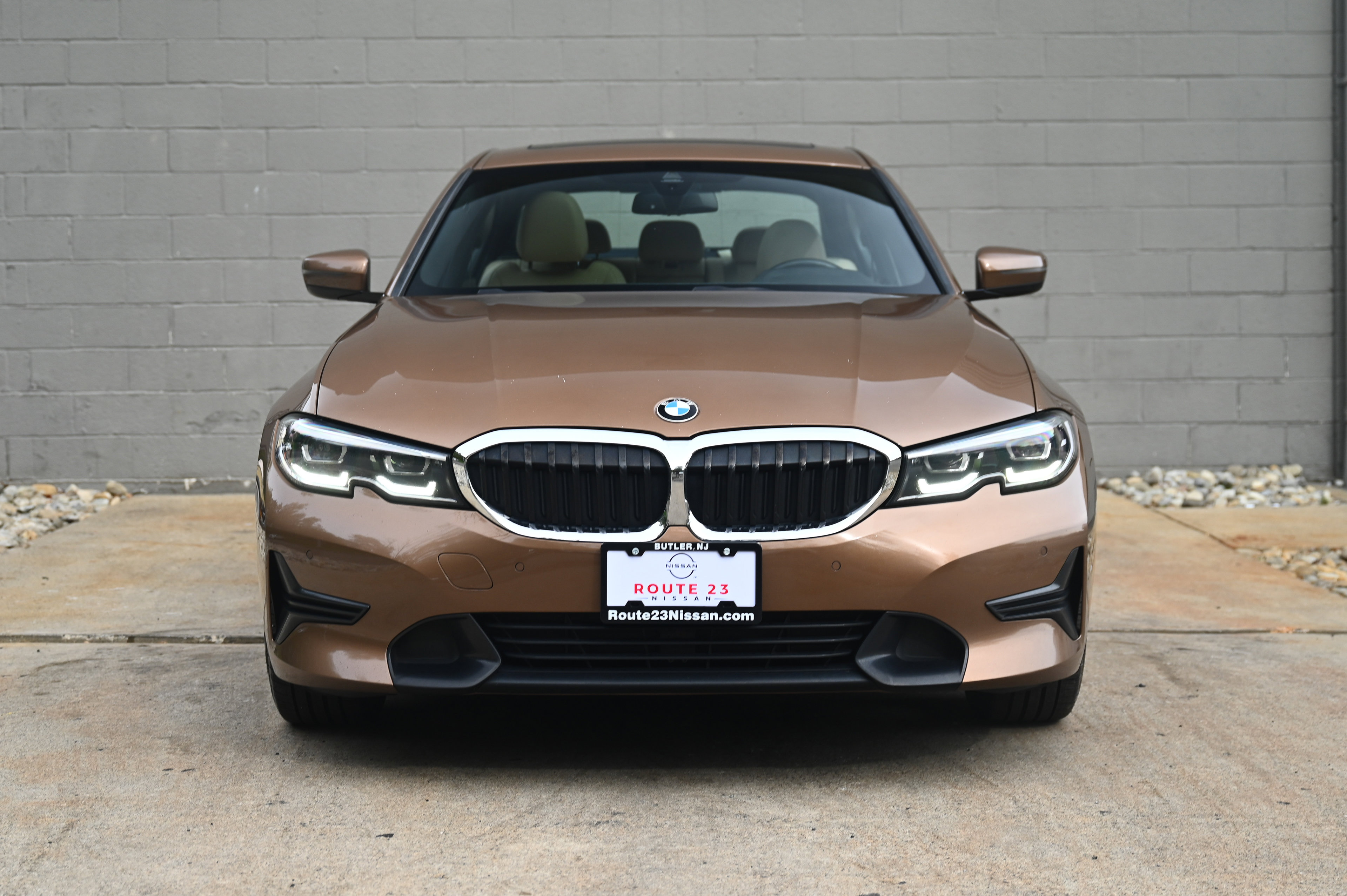 2019 Bmw 330i Sedan photo 2