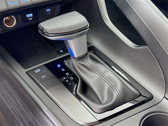 2025 Hyundai Elantra SEL Sport photo 20