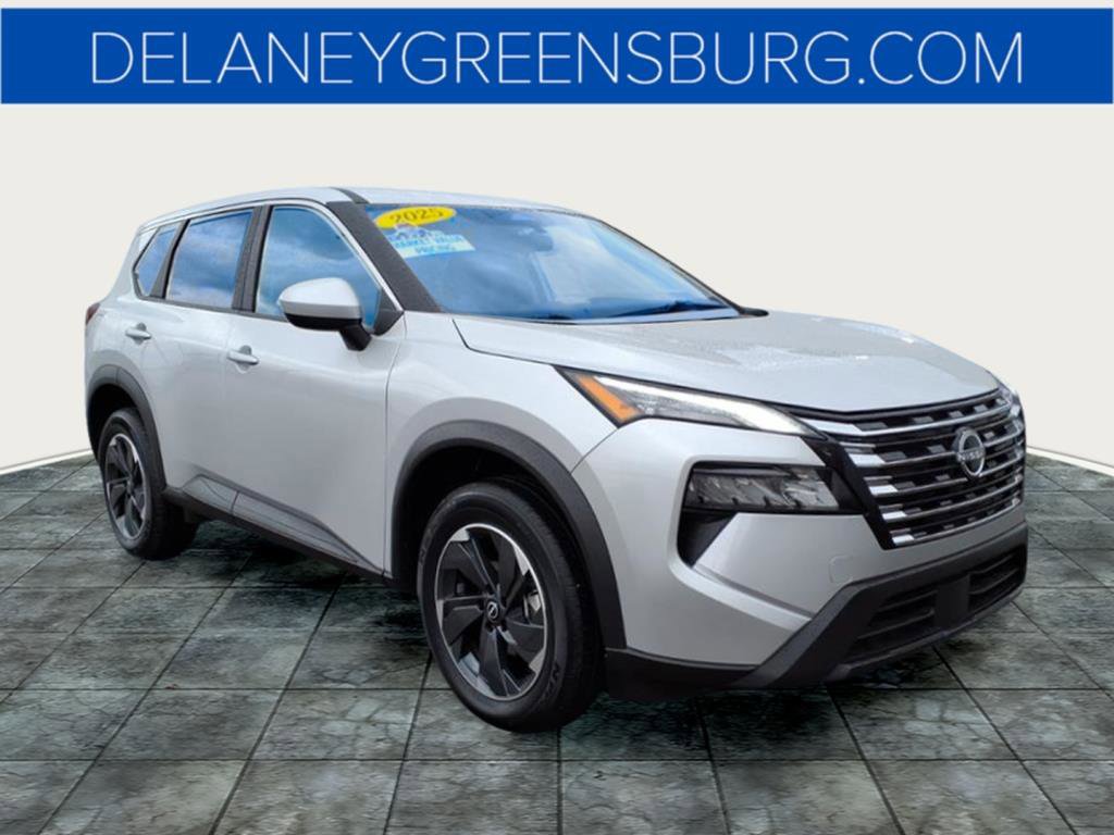 2025 Nissan Rogue SV's photo