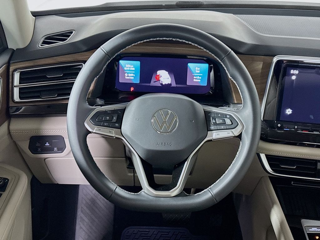 2025 Volkswagen Atlas SE Technology photo 13