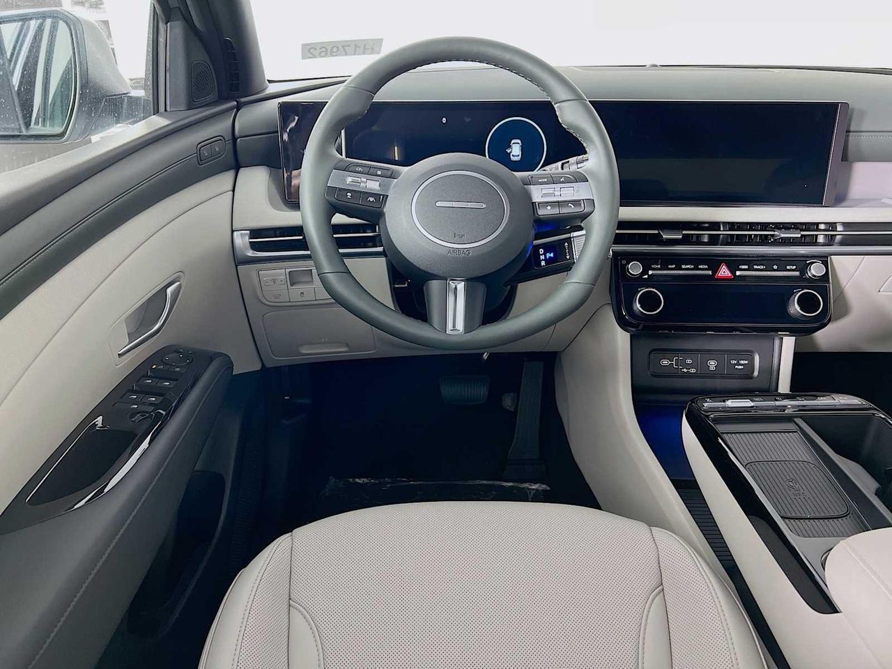 2025 Hyundai Tucson Limited photo 4