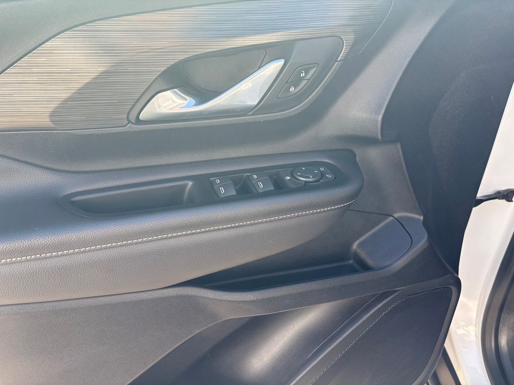 2022 Gmc Terrain SLE photo 13