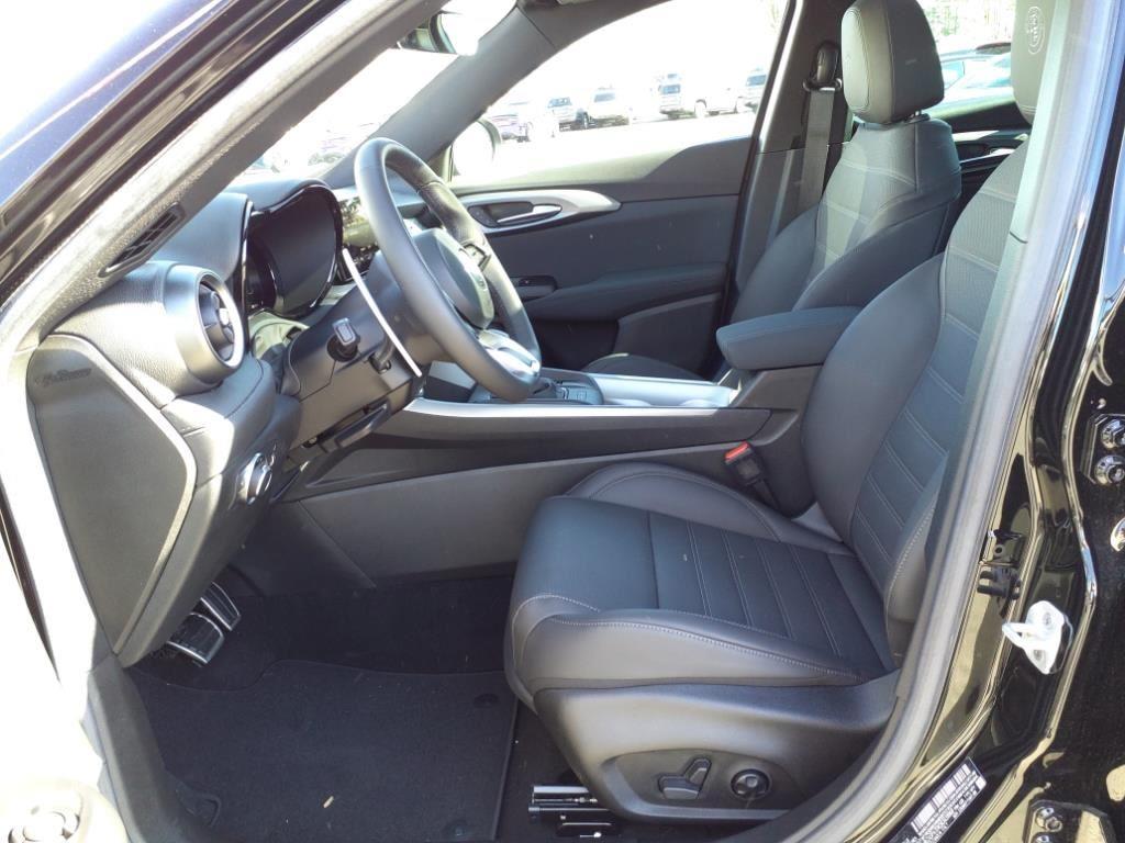 2024 Alfa Romeo Tonale Veloce photo 4