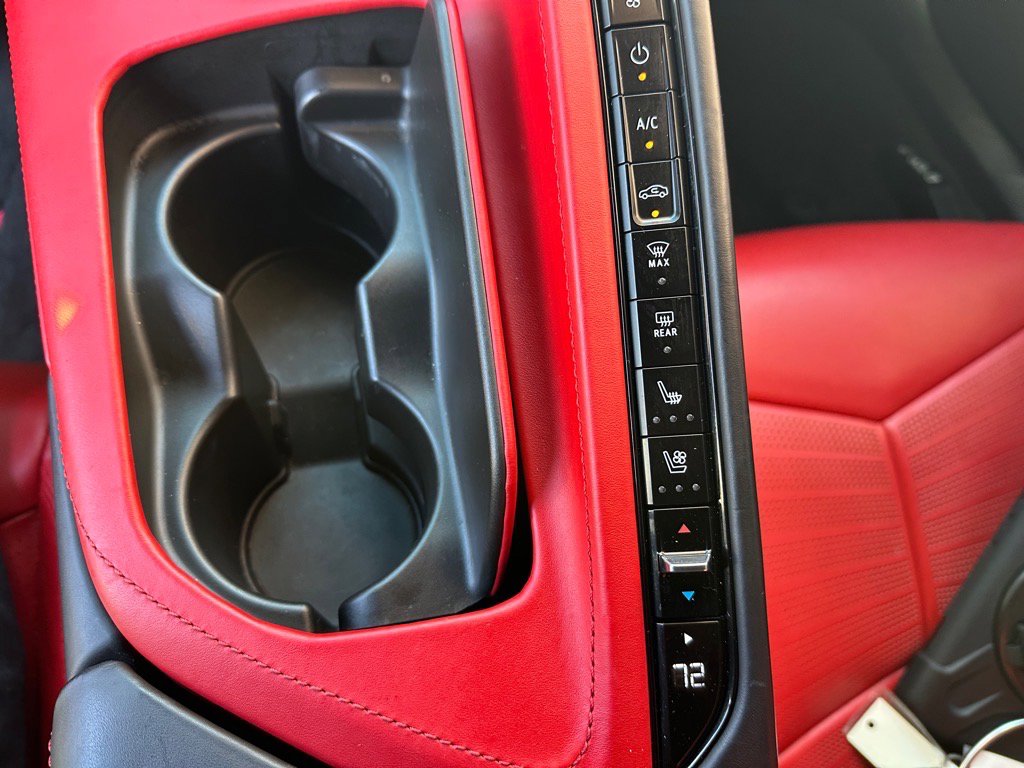 2020 Chevrolet Corvette 3LT photo 24