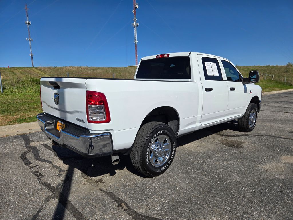 2024 Ram 2500 Tradesman photo 3